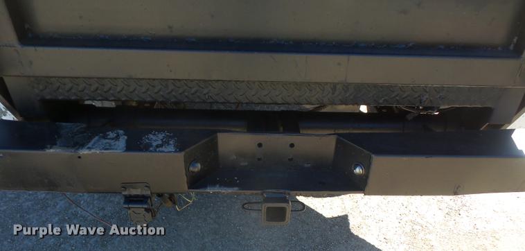 image for item DB0535 2005 Ford F250 Super Duty utility bed truck