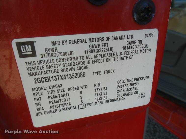 image for item DB0536 2004 Chevrolet Silverado 1500 Crew Cab pickup truck