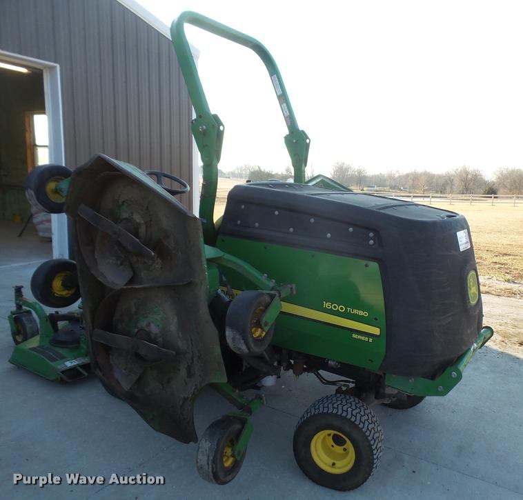 image for item DB0645 2013 John Deere 1600 Series II Turbo lawn mower