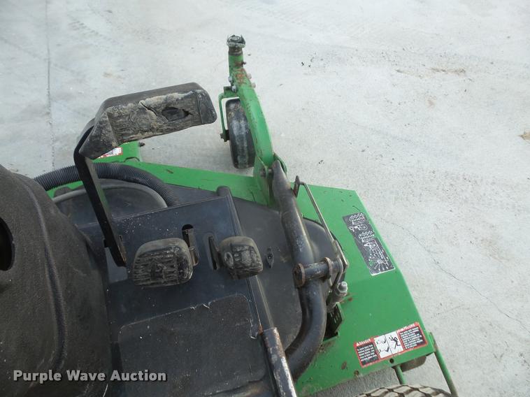 image for item DB0645 2013 John Deere 1600 Series II Turbo lawn mower