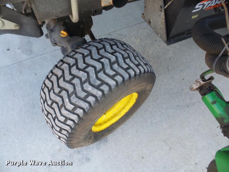 image for item DB0645 2013 John Deere 1600 Series II Turbo lawn mower