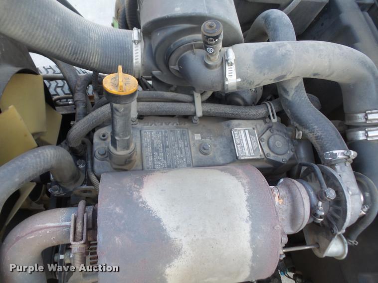 image for item DB0645 2013 John Deere 1600 Series II Turbo lawn mower