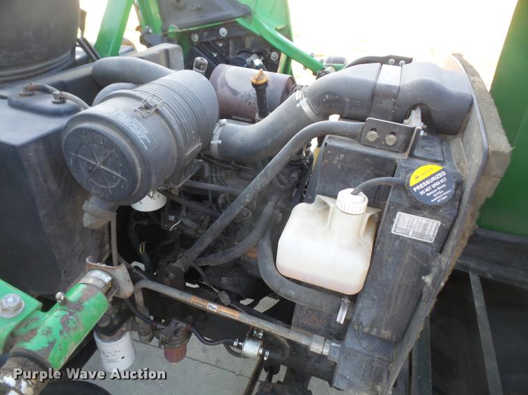 image for item DB0645 2013 John Deere 1600 Series II Turbo lawn mower