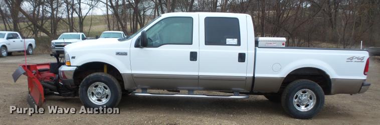 image for item DB0658 2002 Ford F250 Super Duty Crew Cab pickup truck