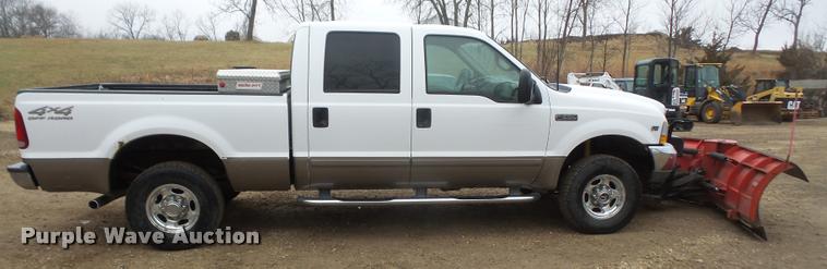 image for item DB0658 2002 Ford F250 Super Duty Crew Cab pickup truck