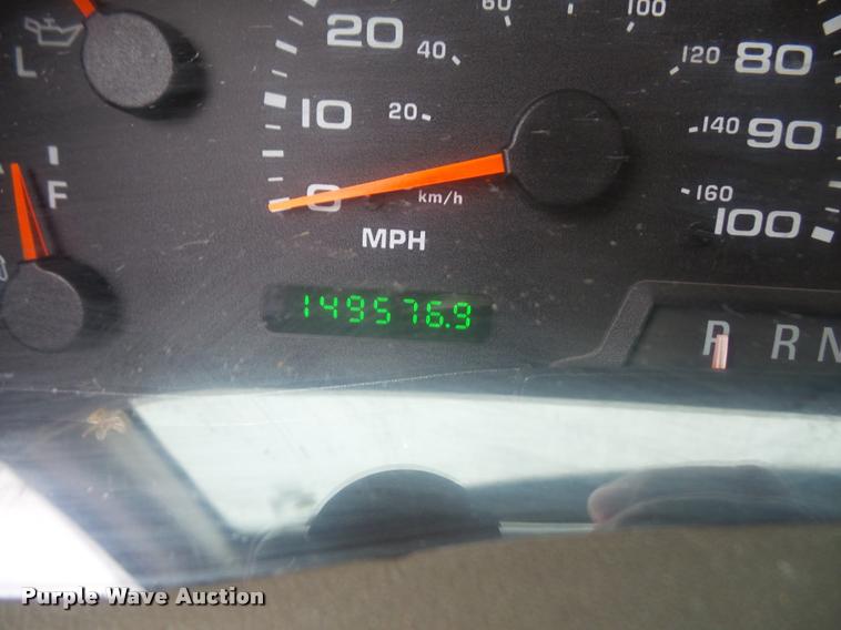 image for item DB0658 2002 Ford F250 Super Duty Crew Cab pickup truck