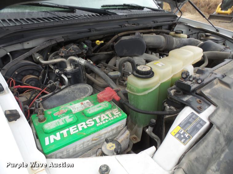 image for item DB0658 2002 Ford F250 Super Duty Crew Cab pickup truck