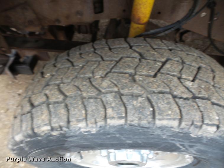 image for item DB0658 2002 Ford F250 Super Duty Crew Cab pickup truck