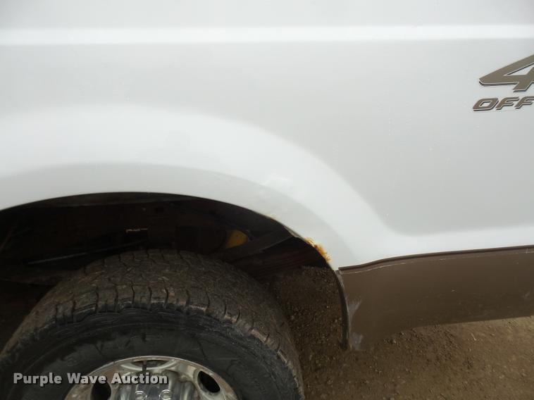 image for item DB0658 2002 Ford F250 Super Duty Crew Cab pickup truck