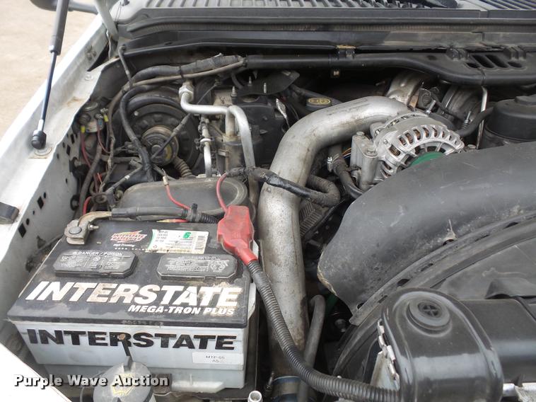 image for item DB0677 2007 Ford F350 Super Duty Crew Cab utility bed pickup truck