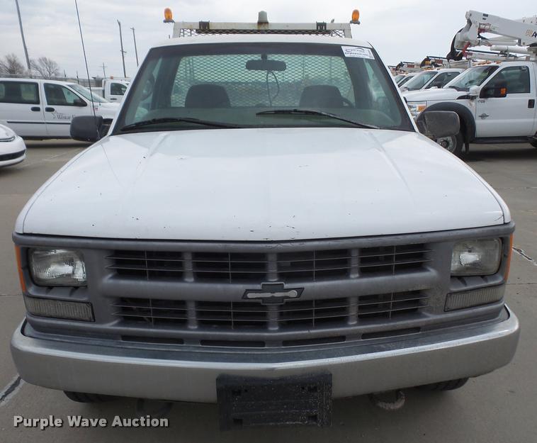 image for item DB0681 1998 Chevrolet 1500 pickup truck