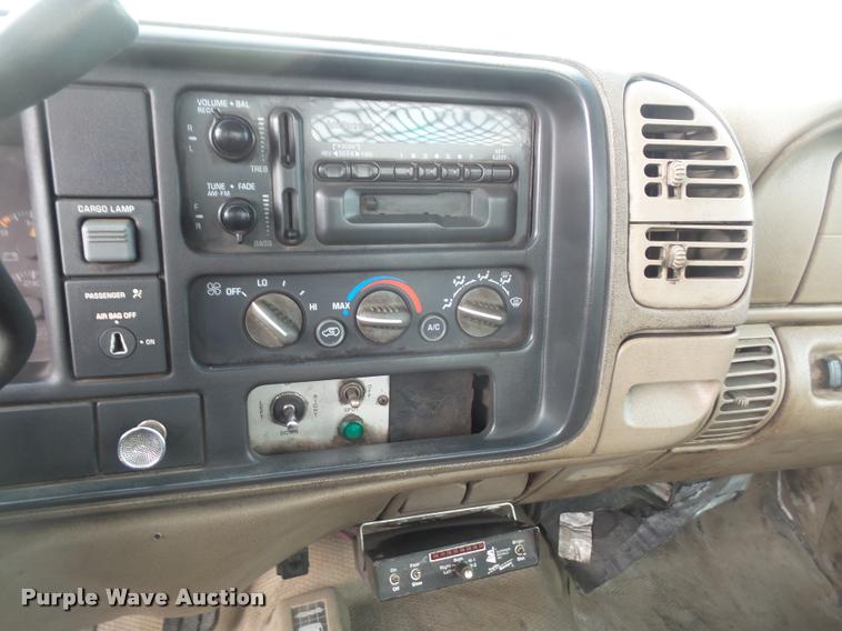 image for item DB0681 1998 Chevrolet 1500 pickup truck