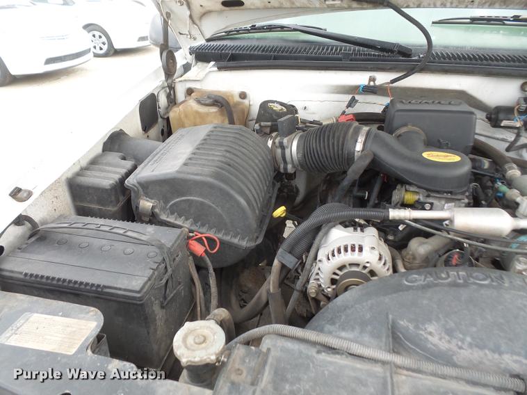 image for item DB0681 1998 Chevrolet 1500 pickup truck