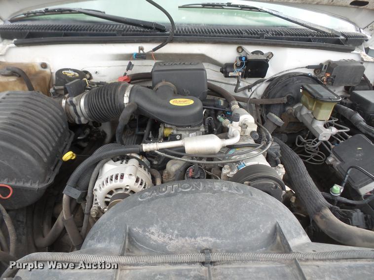 image for item DB0681 1998 Chevrolet 1500 pickup truck