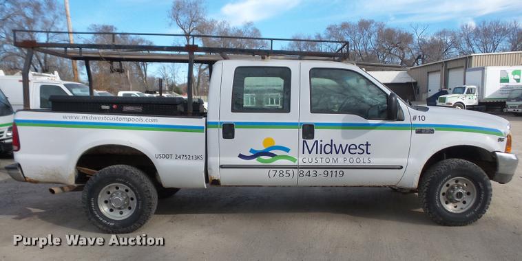 image for item DB0688 1999 Ford F350 Super Duty Crew Cab pickup truck