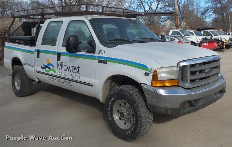 image for item DB0688 1999 Ford F350 Super Duty Crew Cab pickup truck