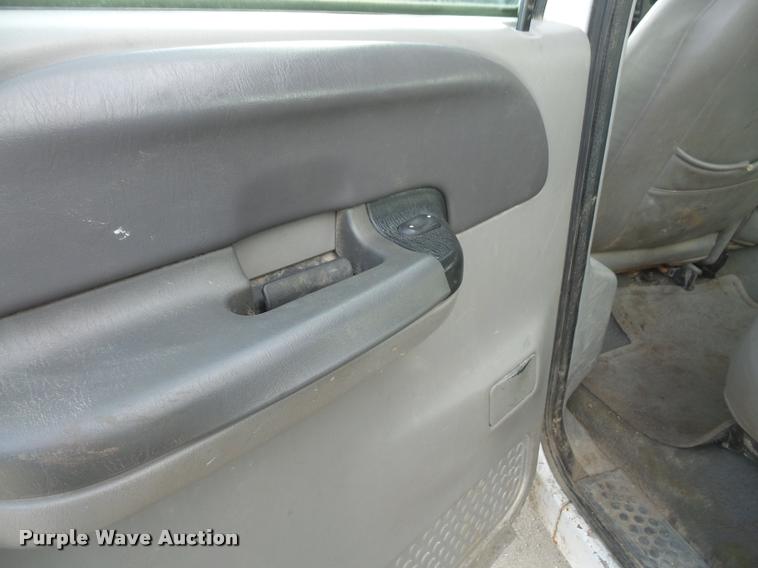 image for item DB0688 1999 Ford F350 Super Duty Crew Cab pickup truck