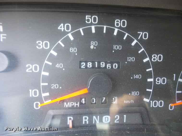 image for item DB0688 1999 Ford F350 Super Duty Crew Cab pickup truck