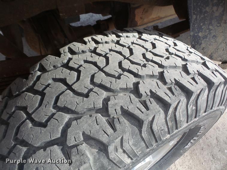 image for item DB0688 1999 Ford F350 Super Duty Crew Cab pickup truck