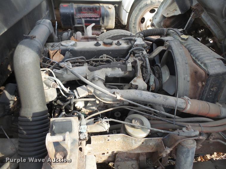 image for item DB0689 1993 Isuzu NPR flatbed truck