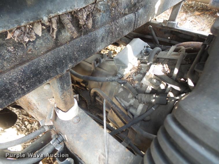 image for item DB0689 1993 Isuzu NPR flatbed truck