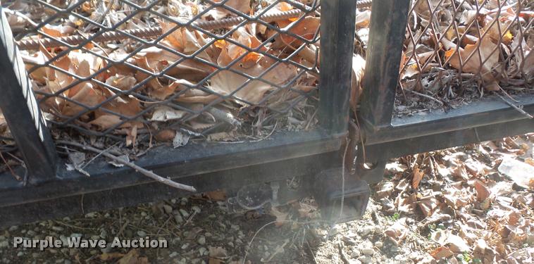 image for item DB0689 1993 Isuzu NPR flatbed truck