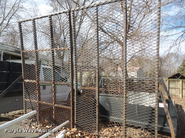 image for item DB0689 1993 Isuzu NPR flatbed truck