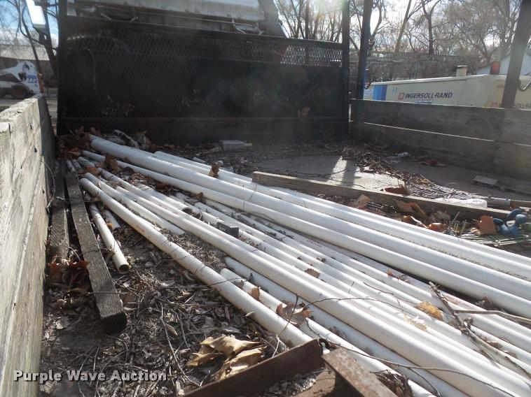 image for item DB0689 1993 Isuzu NPR flatbed truck