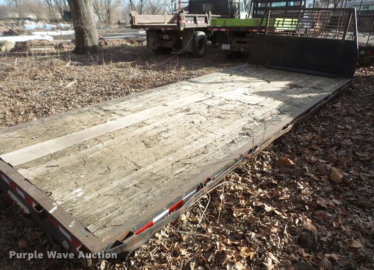 image for item DB0690 Flatbed