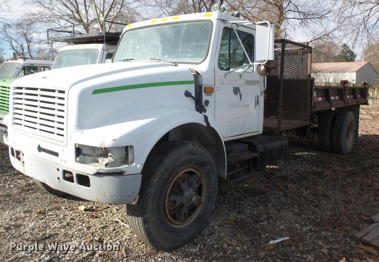 image for item DB0691 1992 International 4900 dump truck