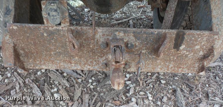 image for item DB0691 1992 International 4900 dump truck