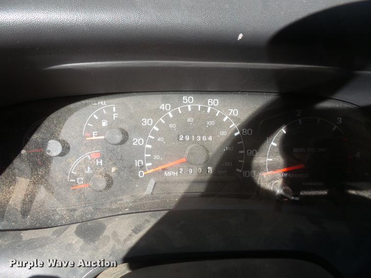 image for item DB0692 1999 Ford F450 Super Duty dump truck