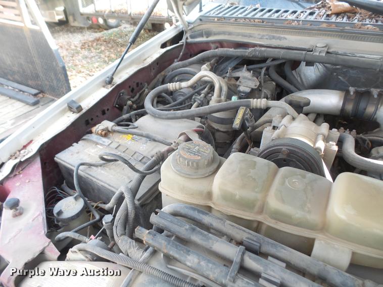 image for item DB0692 1999 Ford F450 Super Duty dump truck