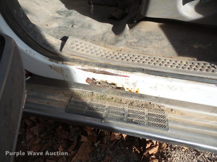 image for item DB0692 1999 Ford F450 Super Duty dump truck