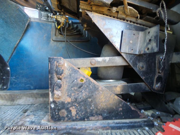 image for item DB1265 1986 Freightliner semi truck