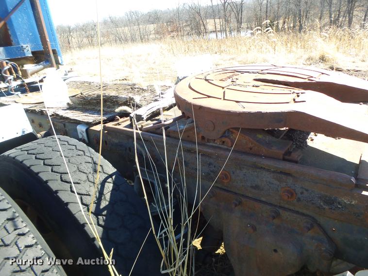 image for item DB1266 1973 Kenworth K185 semi truck