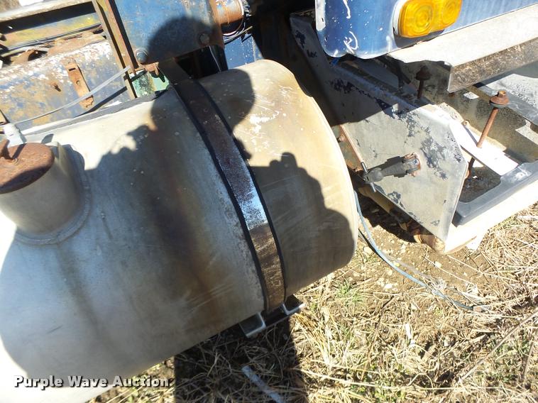 image for item DB1266 1973 Kenworth K185 semi truck