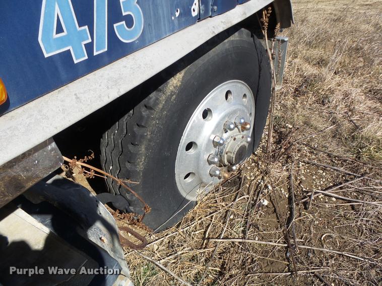 image for item DB1266 1973 Kenworth K185 semi truck