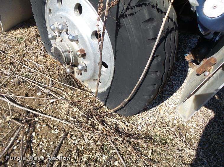 image for item DB1266 1973 Kenworth K185 semi truck