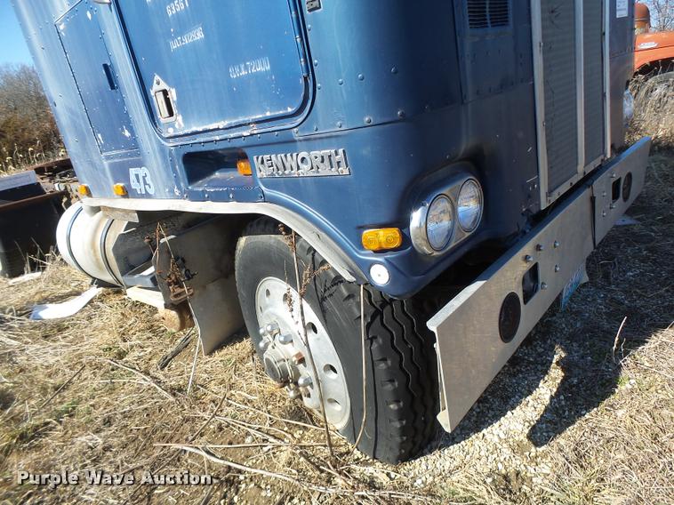 image for item DB1266 1973 Kenworth K185 semi truck