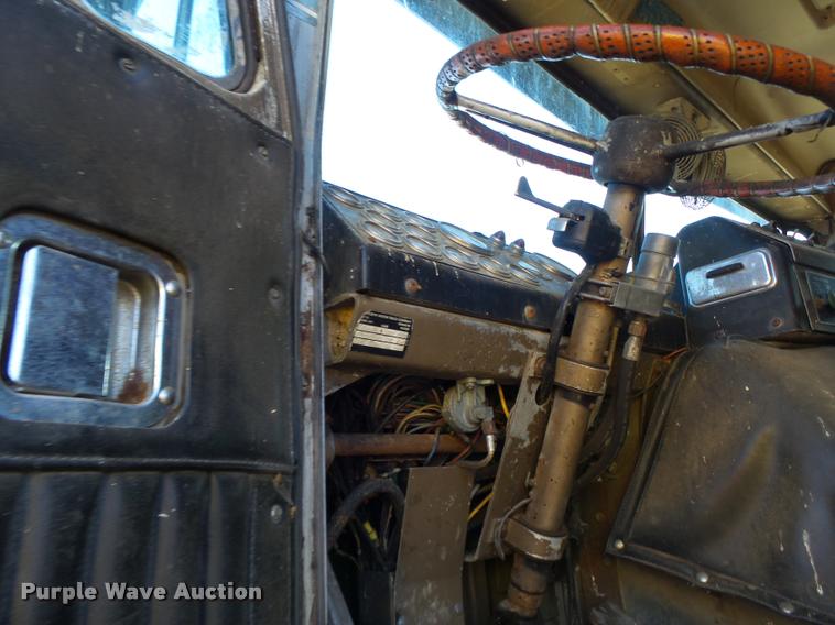 image for item DB1266 1973 Kenworth K185 semi truck