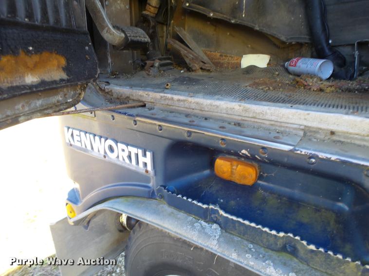 image for item DB1266 1973 Kenworth K185 semi truck