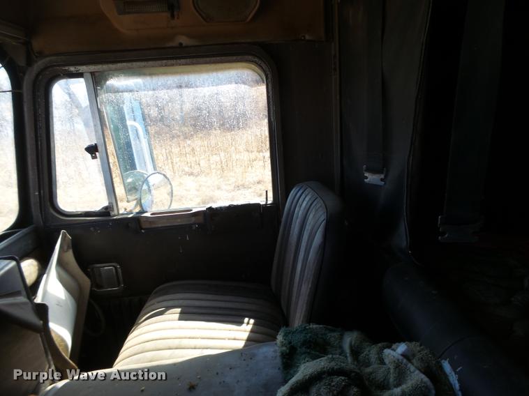 image for item DB1266 1973 Kenworth K185 semi truck