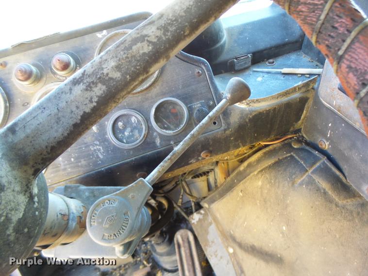 image for item DB1266 1973 Kenworth K185 semi truck