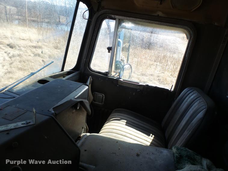 image for item DB1266 1973 Kenworth K185 semi truck