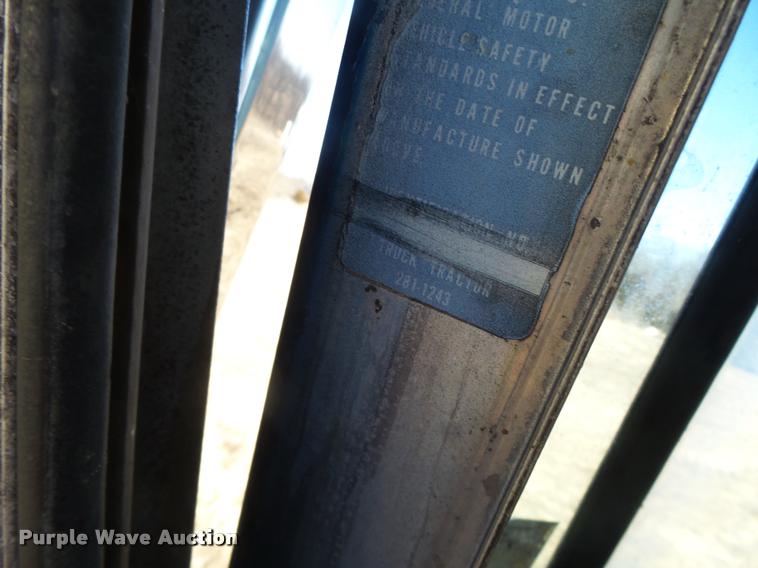 image for item DB1266 1973 Kenworth K185 semi truck