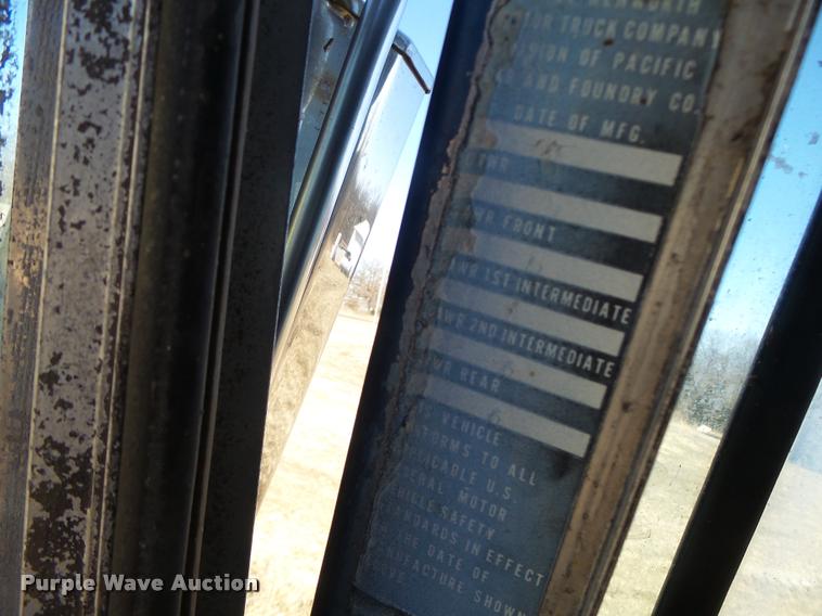 image for item DB1266 1973 Kenworth K185 semi truck