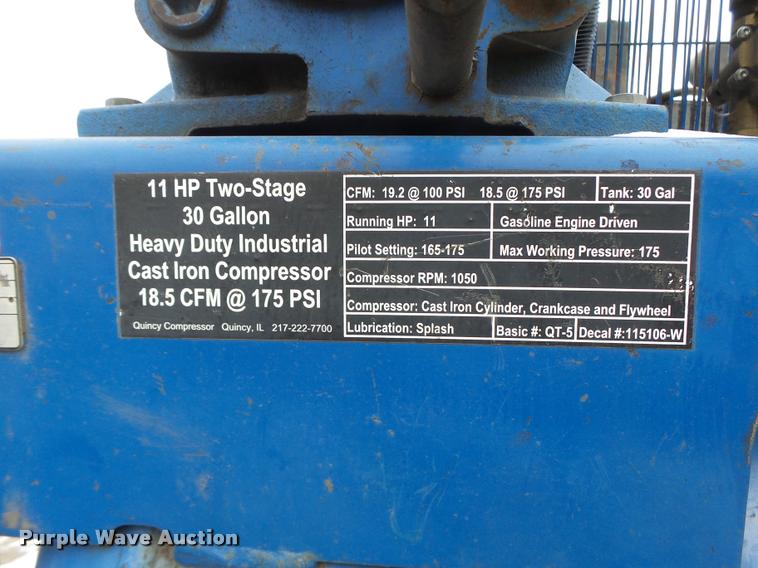 image for item DB1268 2006 Chevrolet Silverado 3500 flatbed pickup truck