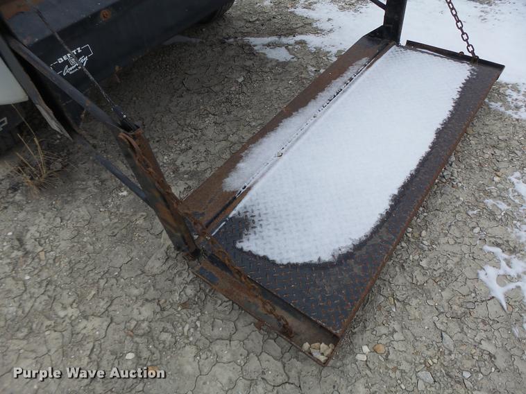 image for item DB1270 2006 Chevrolet Silverado 2500HD Crew Cab pickup truck