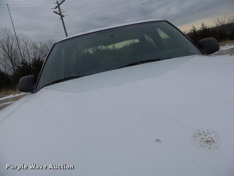 image for item DB1270 2006 Chevrolet Silverado 2500HD Crew Cab pickup truck